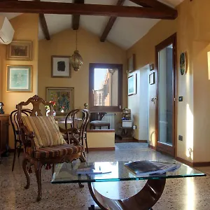 https://venice-penthouse.hotelinveneto.com