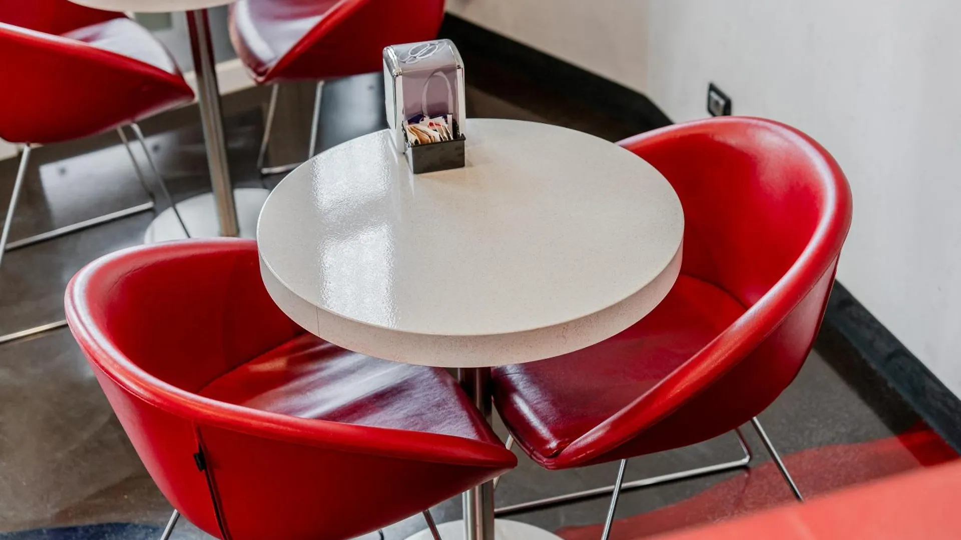 Hotel Milano Navigli 3*,  İtalya